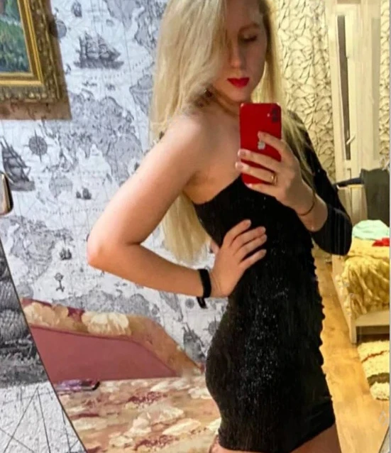 Amateur Margarita's Tits Exposed: Explicit Homemade Porn Photos