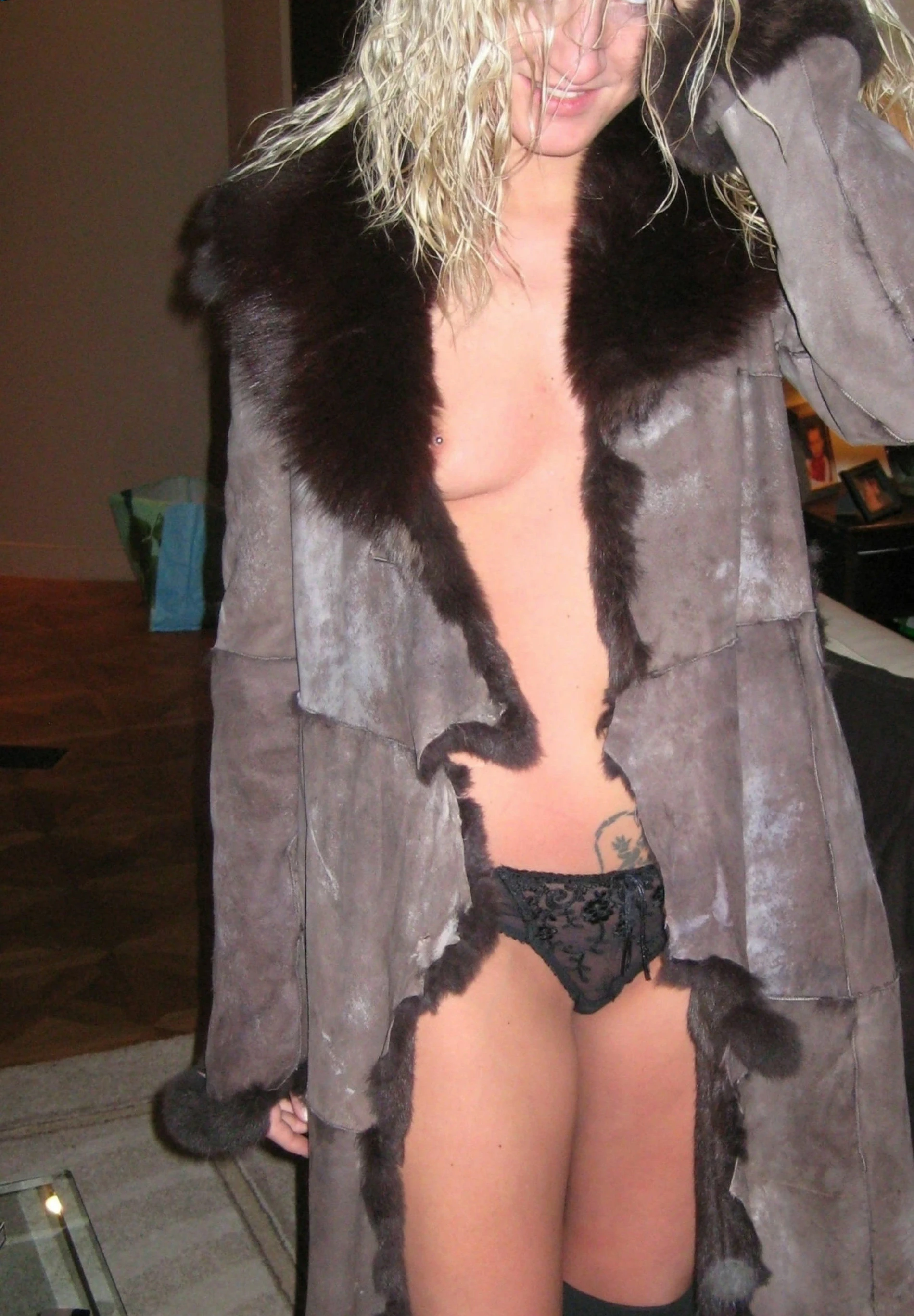 Slim Blonde Babe Fucks Boyfriend - Amateur Porn Pics