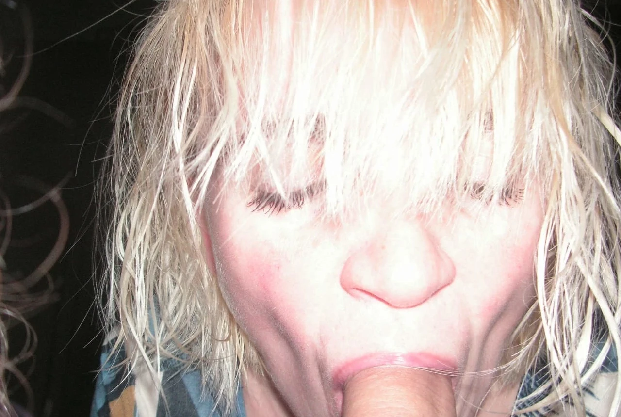 Svetlana Deepthroats Cock Part 2: Amateur Porn Photo