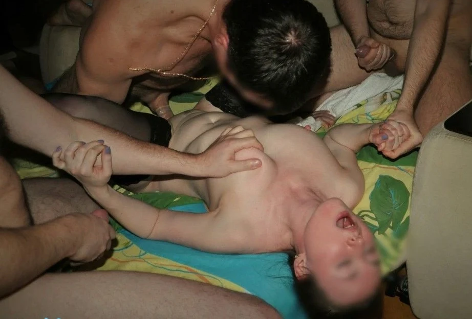 Wild Swinger Vacation: Uninhibited Sex with New Friends - No Limits Pleasure