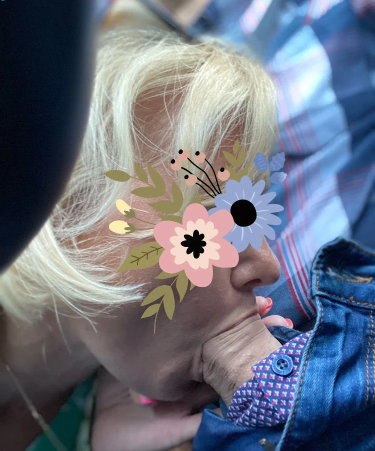 Car Blowjob: Amateur Porn Photos with Explicit Oral Sex Action