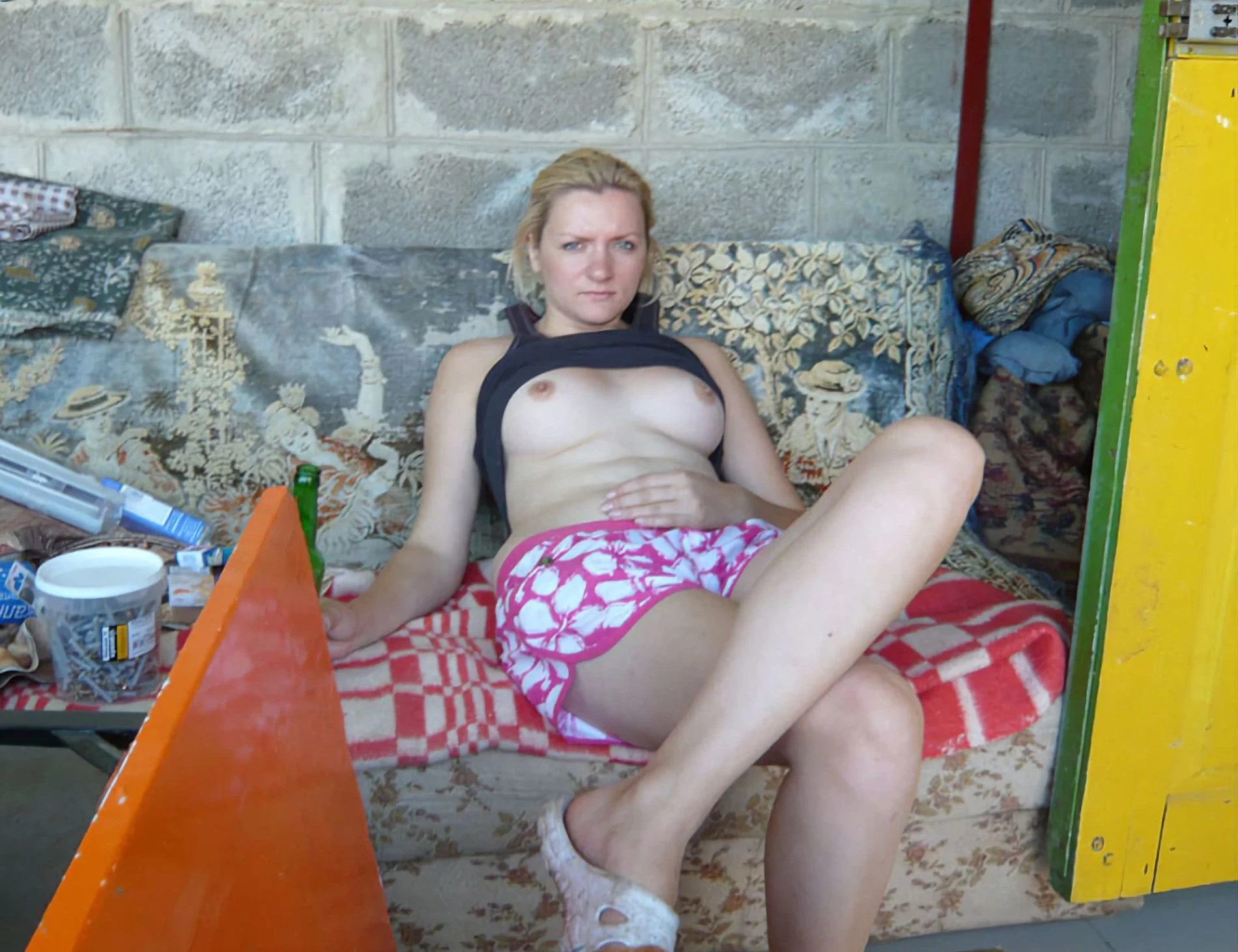 Amateur Slut Ready to Bare It All Everywhere - Explicit Nude Selfies