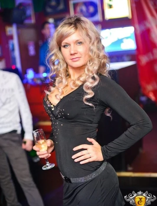 Kirov Amateur Violetta Licking Cock - Explicit Homemade Porn Pics