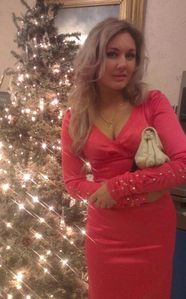 Kirov Amateur Violetta Licking Cock - Explicit Homemade Porn Pics