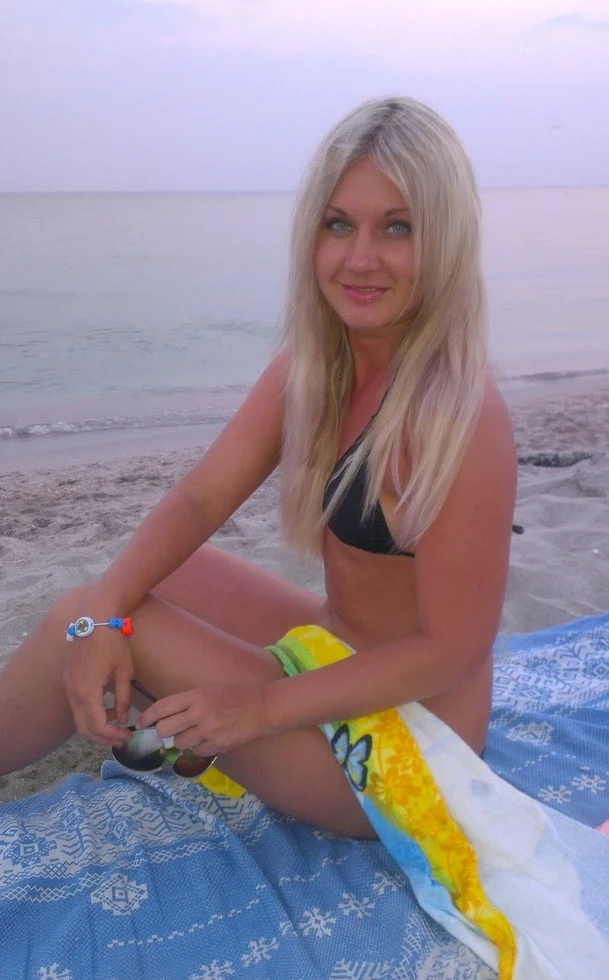 Violetta from Kirov Gets Fucked Like a Slut in Amateur Porn Pics