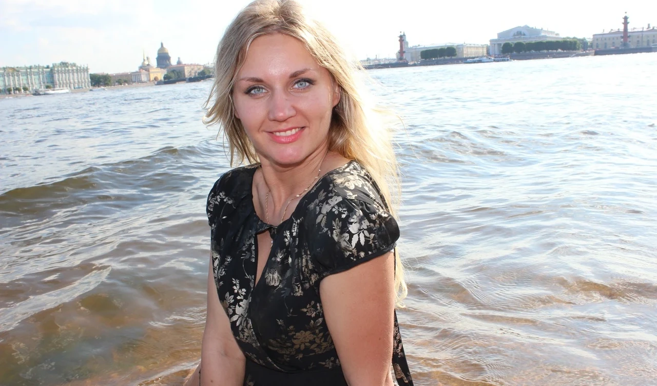 Violetta from Kirov Gets Fucked Like a Slut in Amateur Porn Pics