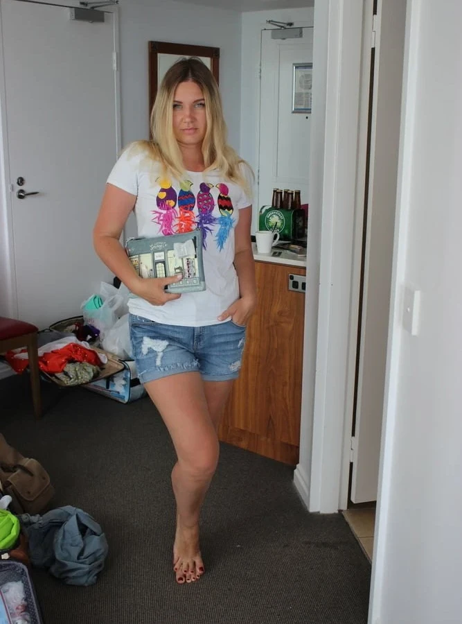 Violetta from Kirov Gets Fucked Like a Slut in Amateur Porn Pics