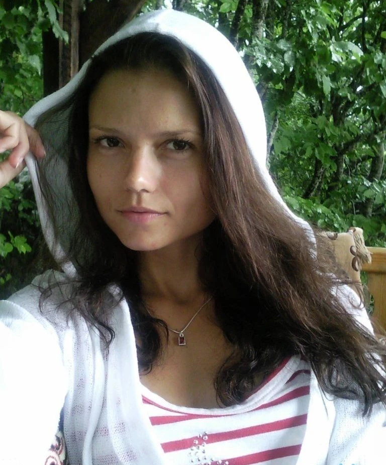 Russian Amateur Porn: Hardcore Fuck with Lenka from St. Petersburg