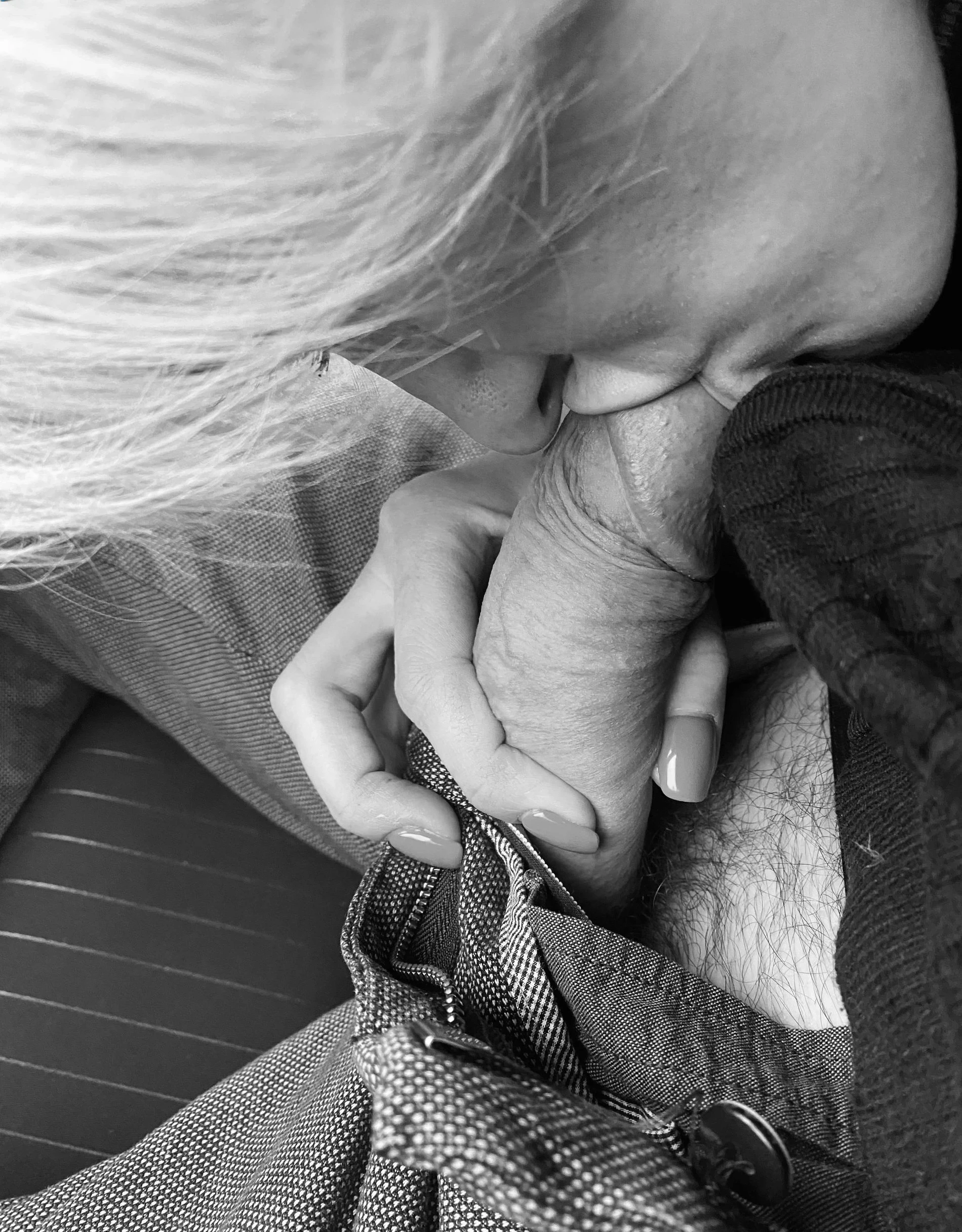 Hot Wife Gives Blowjob in Car - Amateur Porn Photos