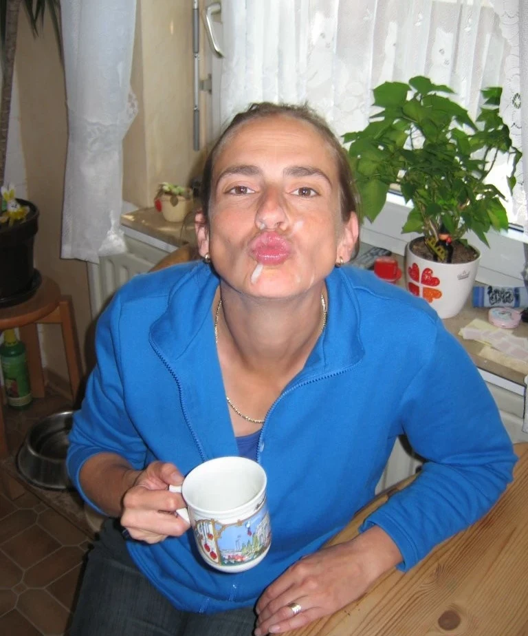 Amateur Woman Takes Huge Cock: Explicit Porn Photo