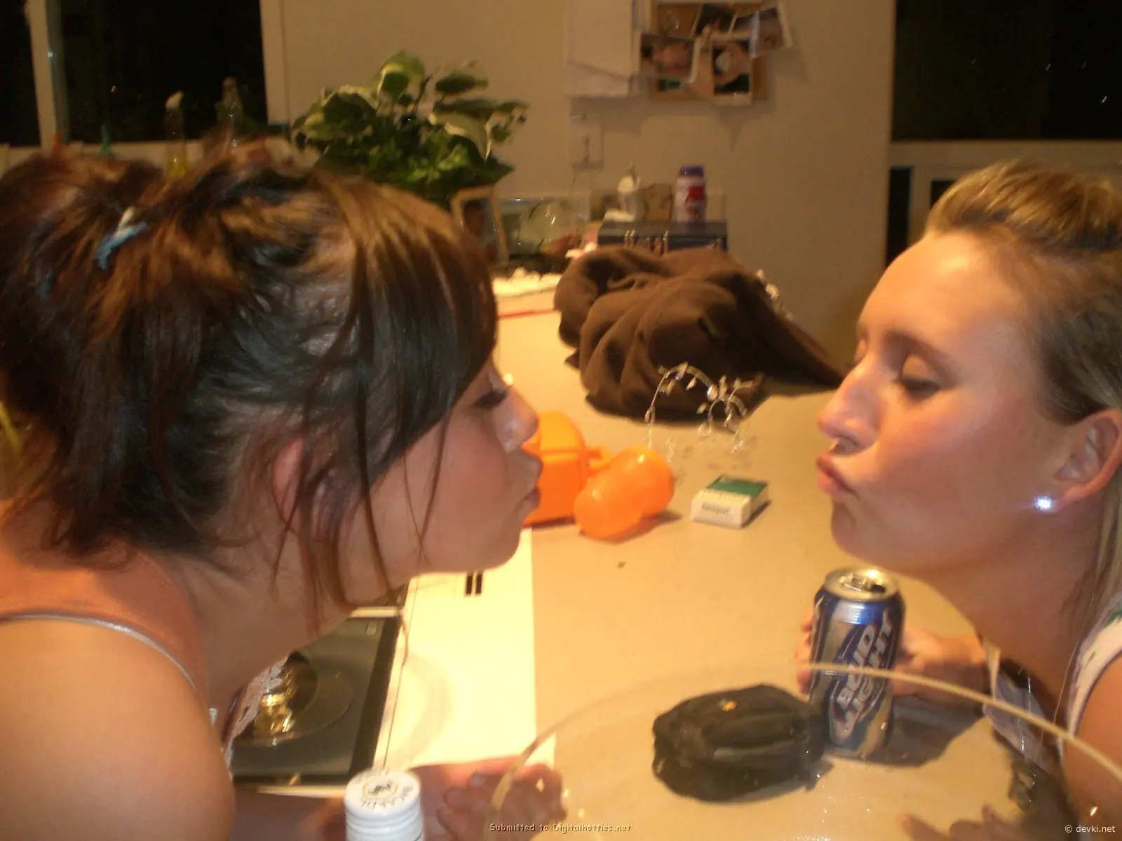 Hot Homemade Wife Amateur Porn Pics - Explicit XXX Photos