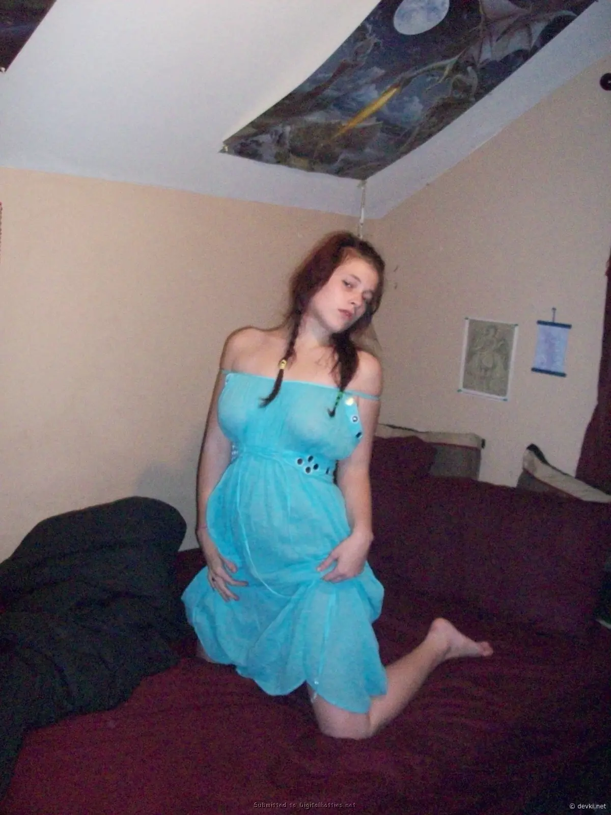 Explicit Oral Satisfaction: Amateur Porn Photo of Mutual Oral Pleasure