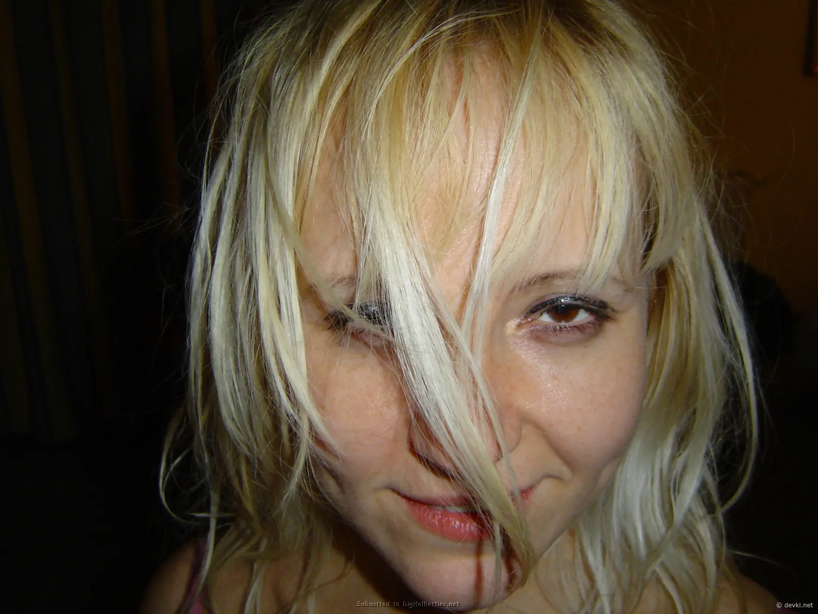 Explicit Homemade Porn Pics of Bold and Naked Woman - XXX Amateur Photos