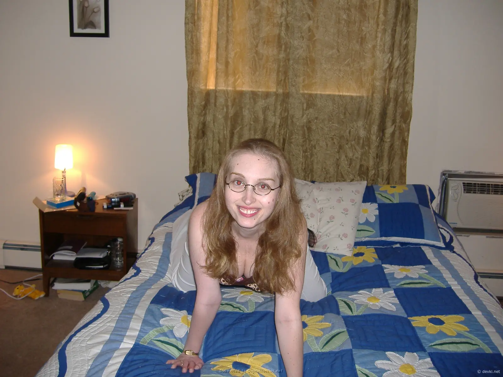 Hot Amateur Girl Sucks Cock in Glasses - Explicit Blowjob Photo