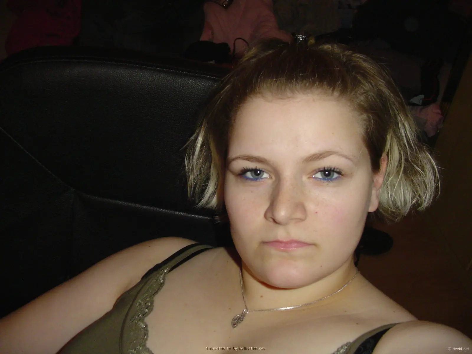 Thick Girl's Amateur Pussy Pic