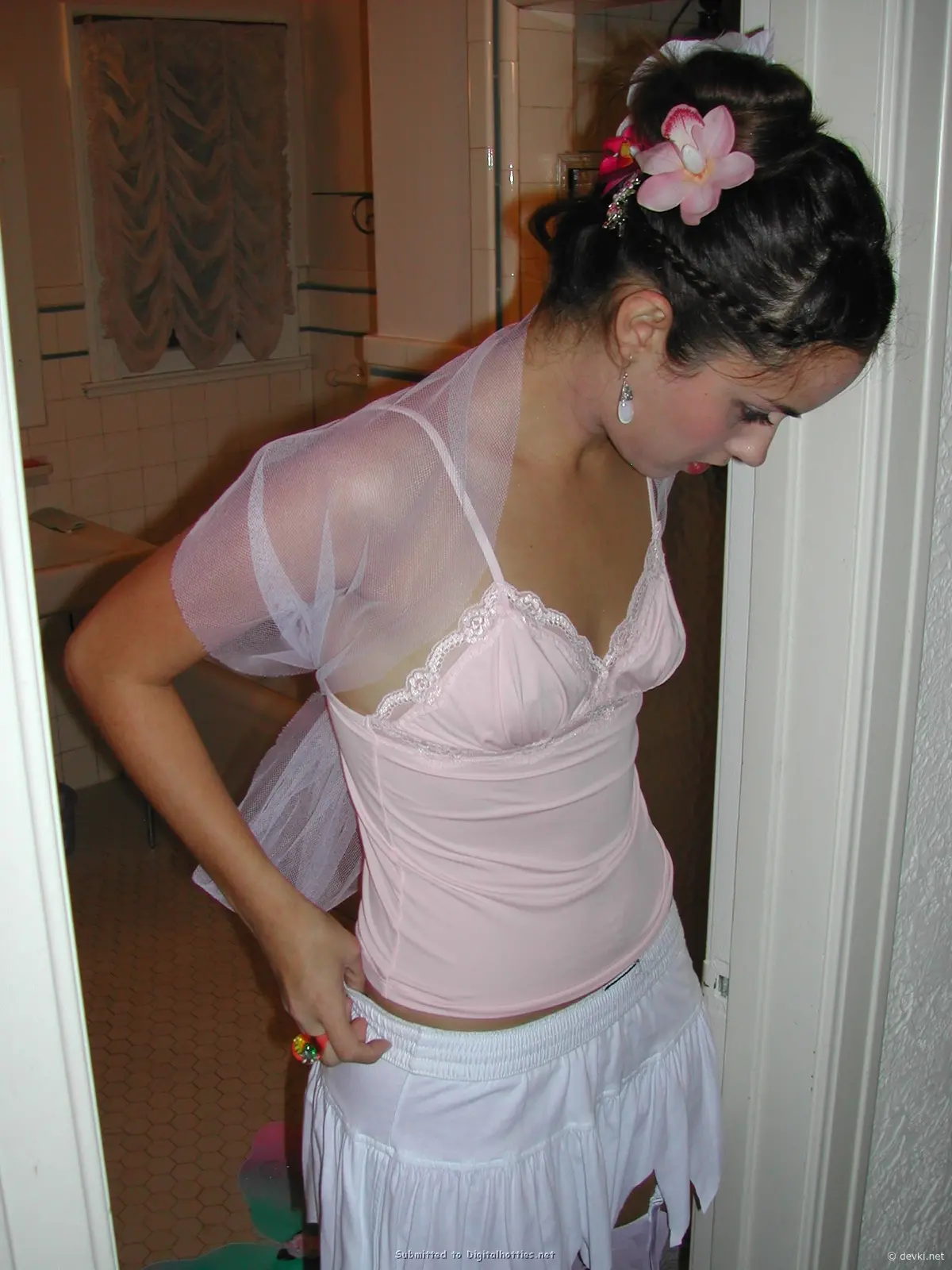 College Student Amateur Porn Pics - Explicit XXX Photos