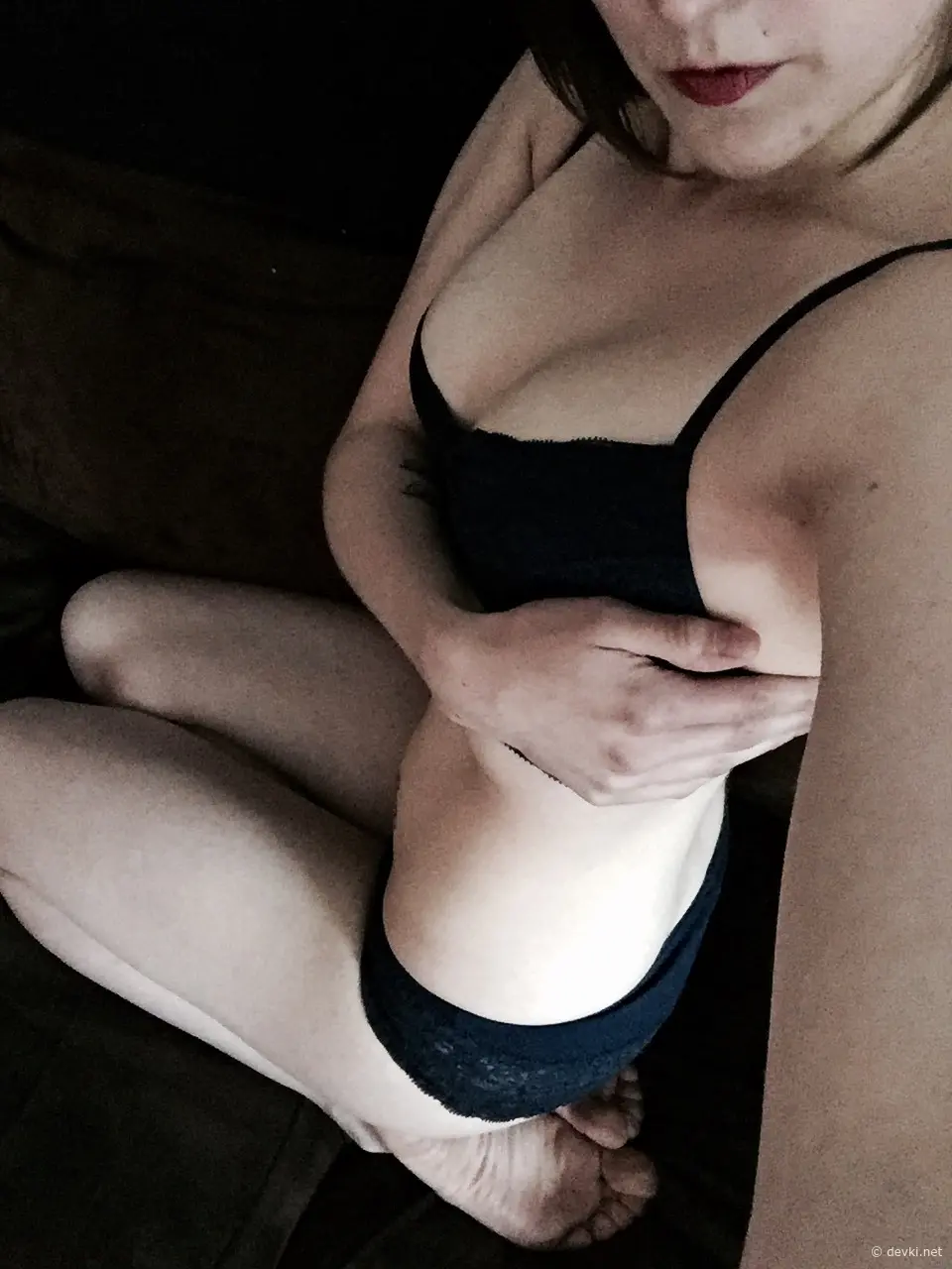 Amateur Slut Homemade Photos: Explicit XXX Pics of Horny Girl