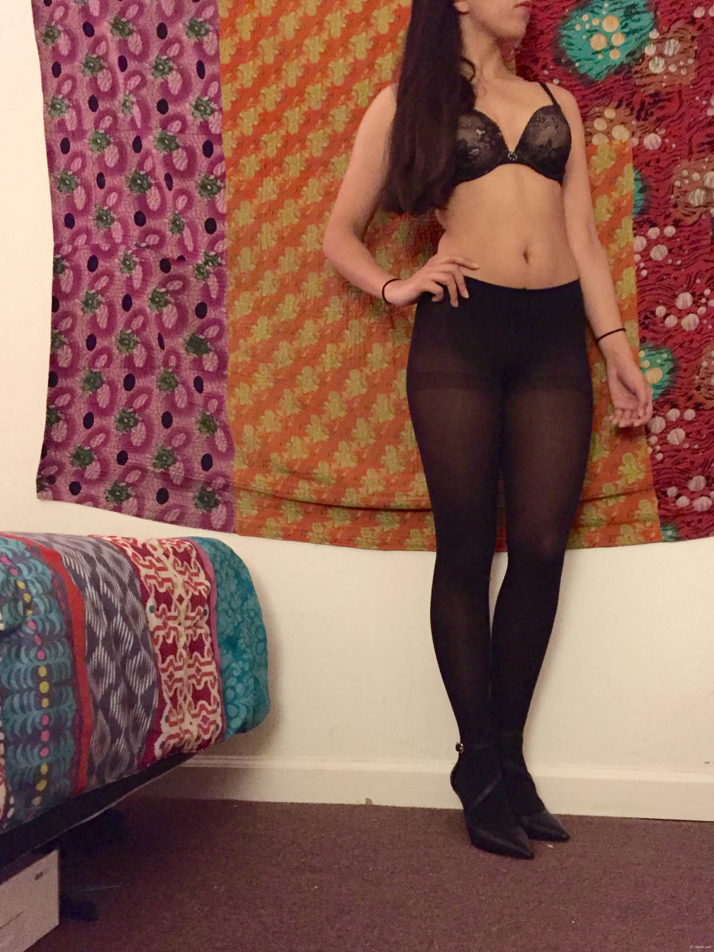 Seductive Pearl: Amateur Porn Photo with Explicit Content