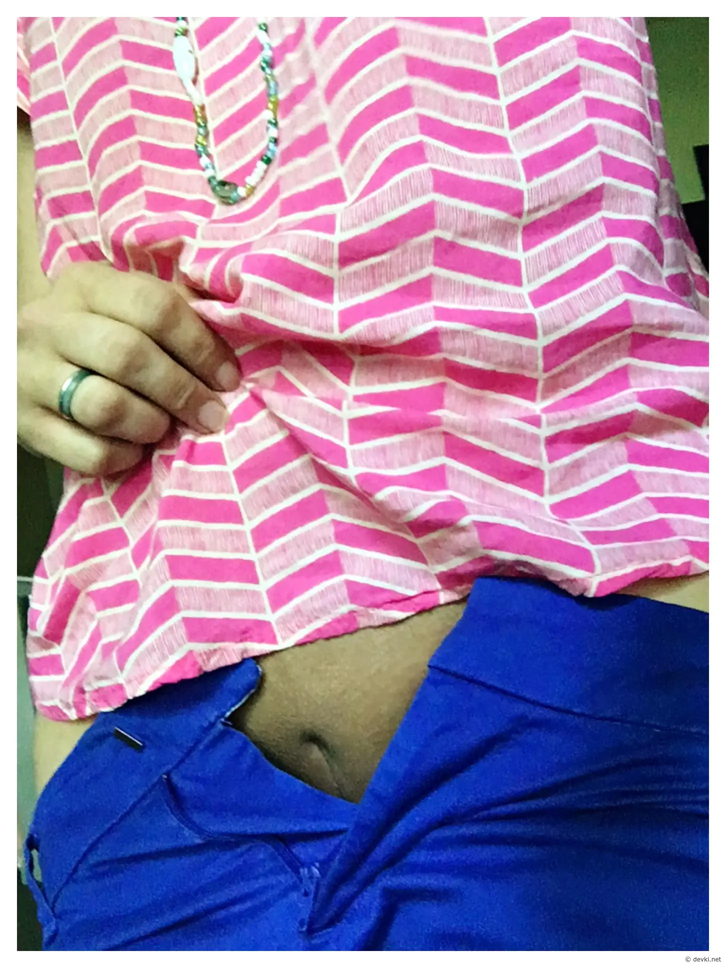 Seductive Amateur Movement: Sensual Pose and Provocative Stance [Explicit]