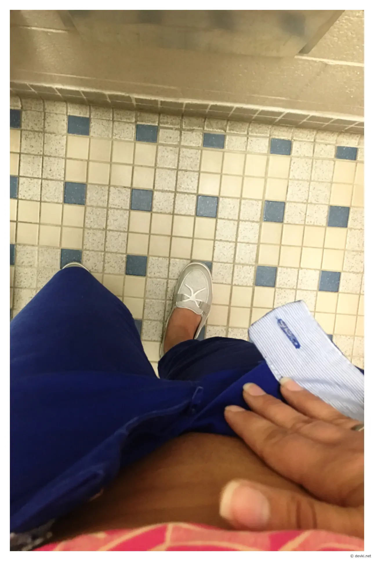 Seductive Amateur Movement: Sensual Pose and Provocative Stance [Explicit]