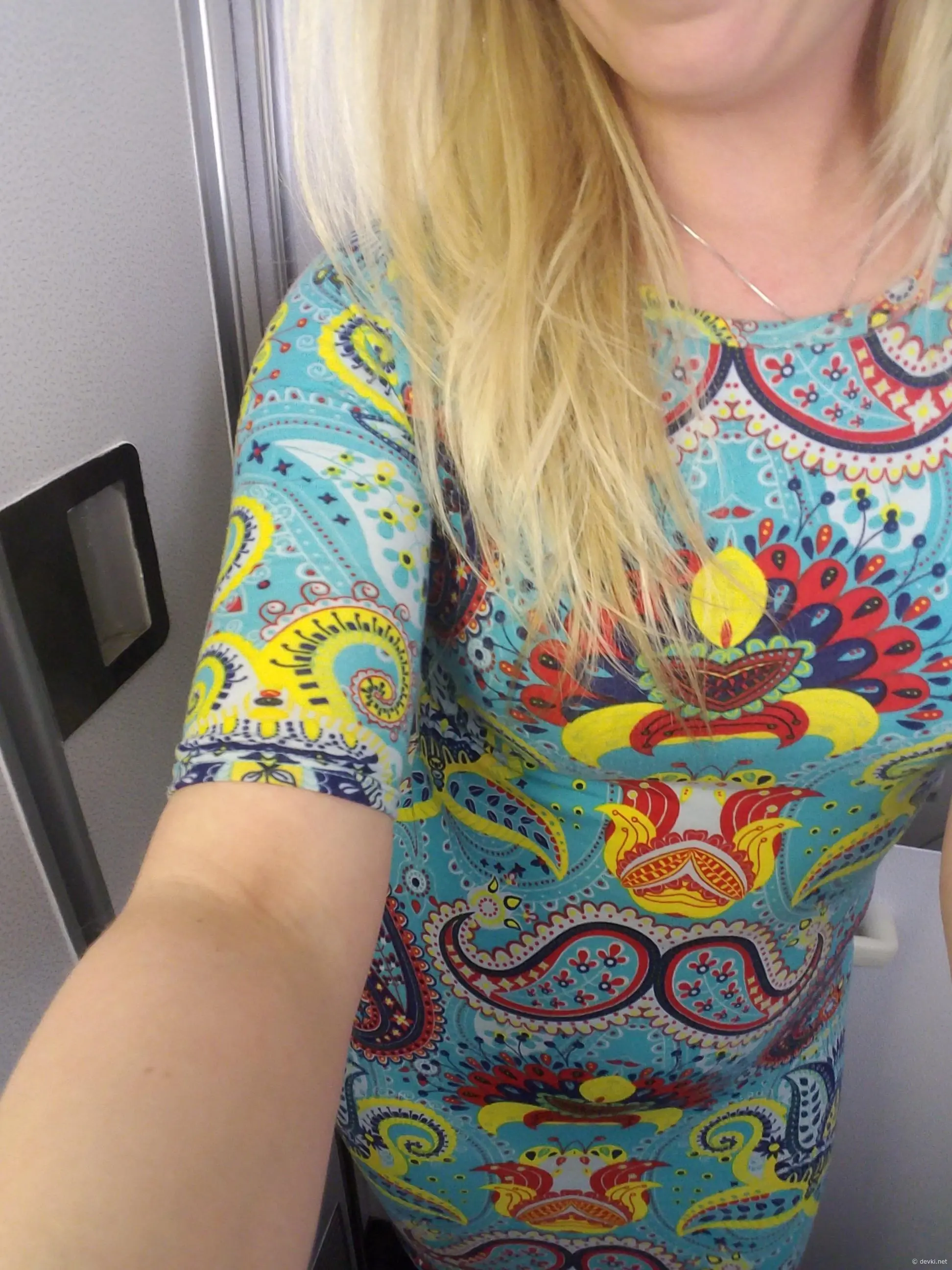 Hot Amateur Girl's Sexual Secrets Unveiled in Explicit Porn Photos