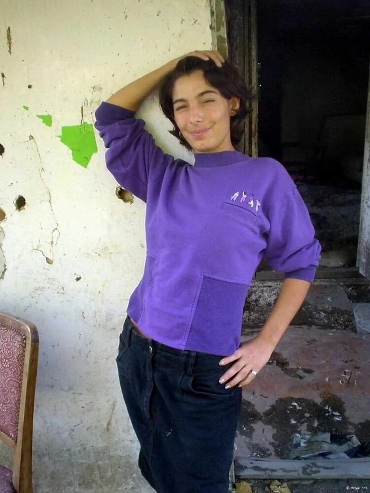 Wild Gypsy Babe Engages in Hardcore Oral Sex Action