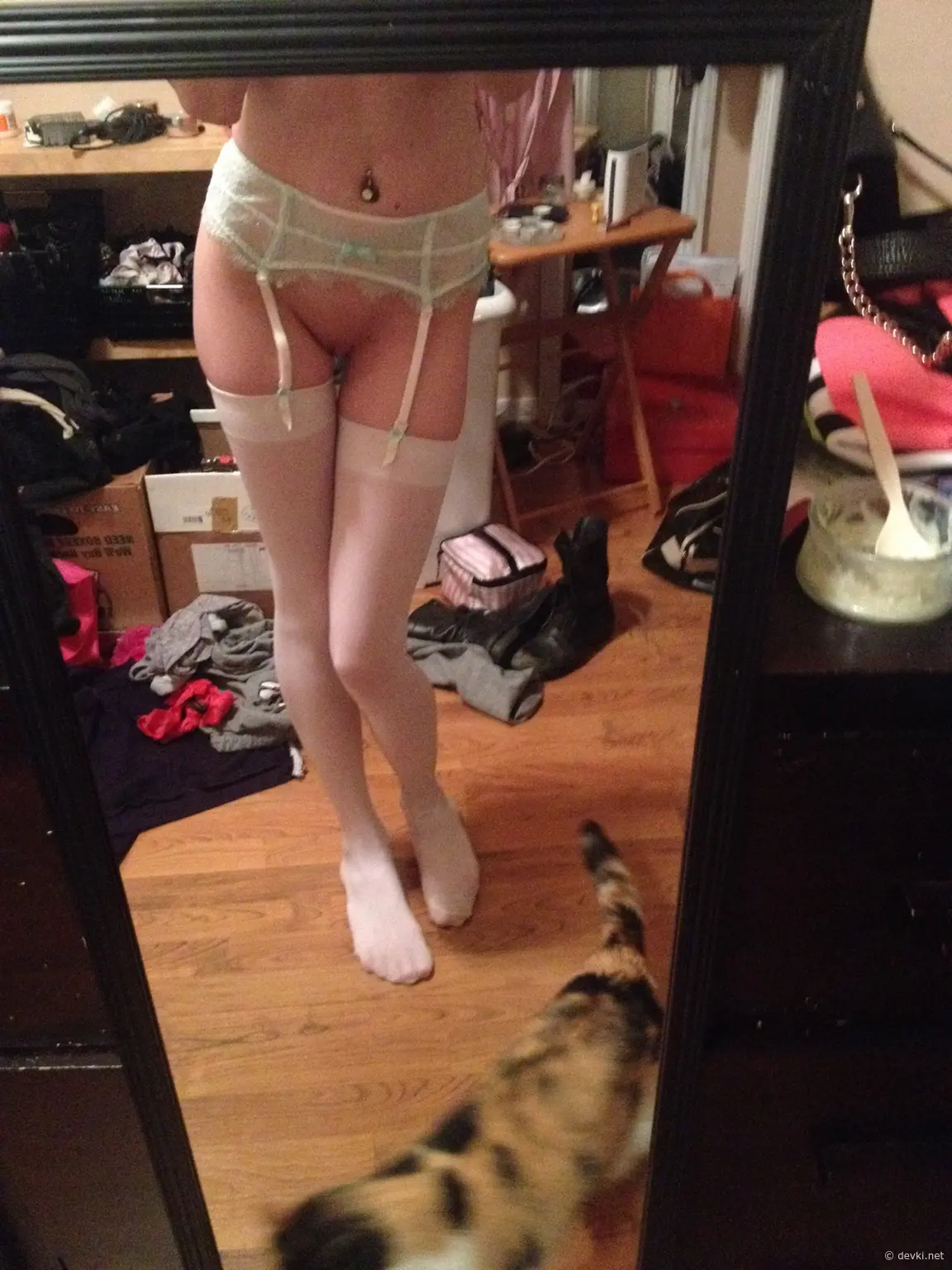 XXX Amateur Porn Pics: Intimate Moments of Erotic Excitement