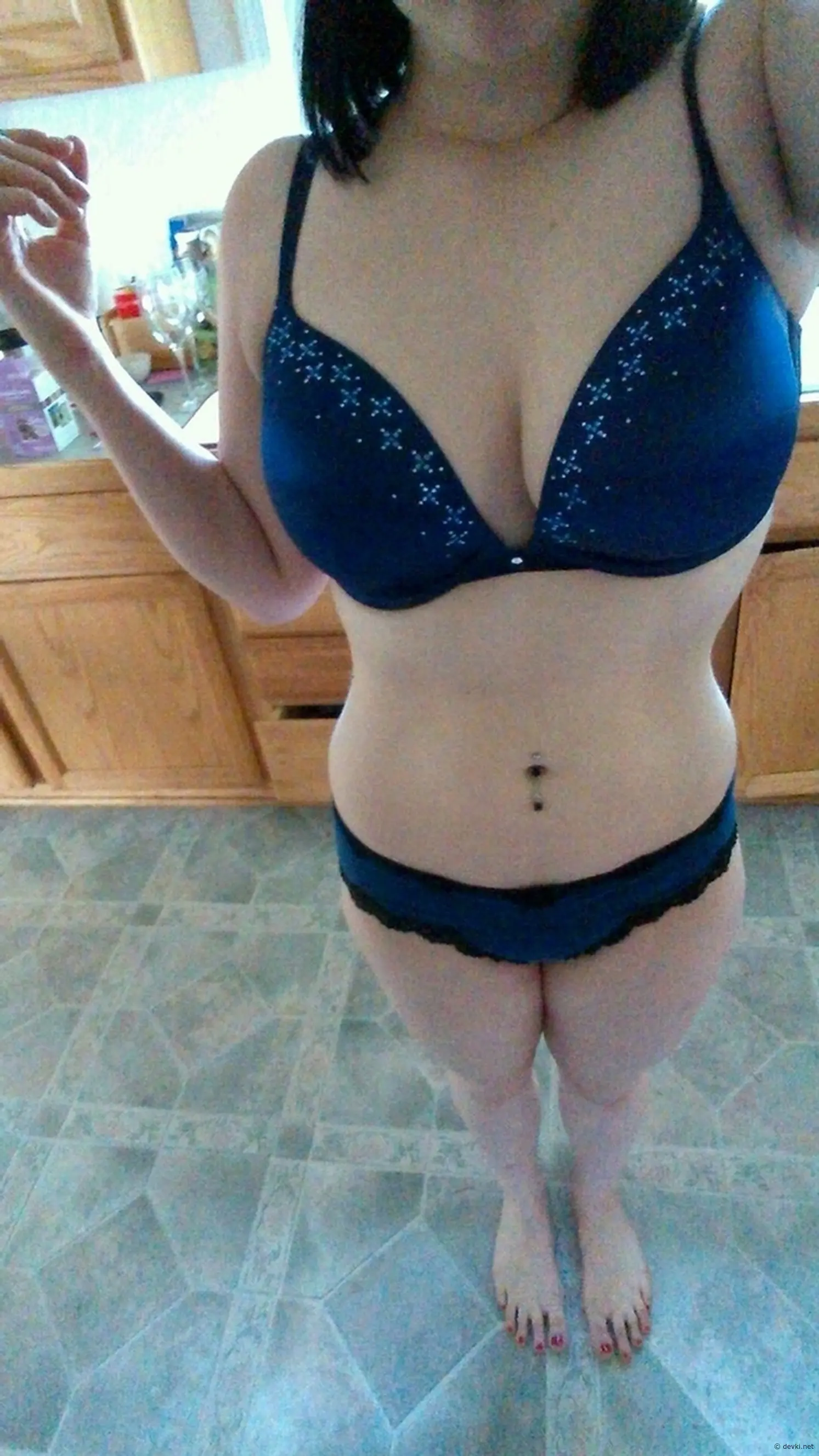 Exotic Beauty in Explicit Amateur Porn Photos: Passionate Seductress in Action