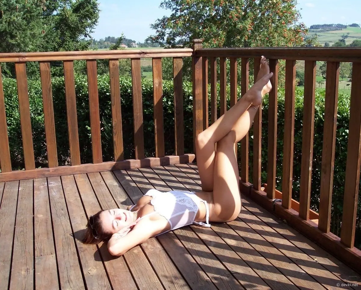 Free Online Viewing: Amateur Porn and Erotic Photos - Explicit XXX Content