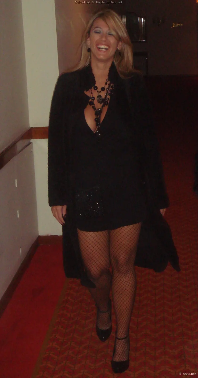 Hardcore Doggy Style Fuck with Tanned Amateur Slut