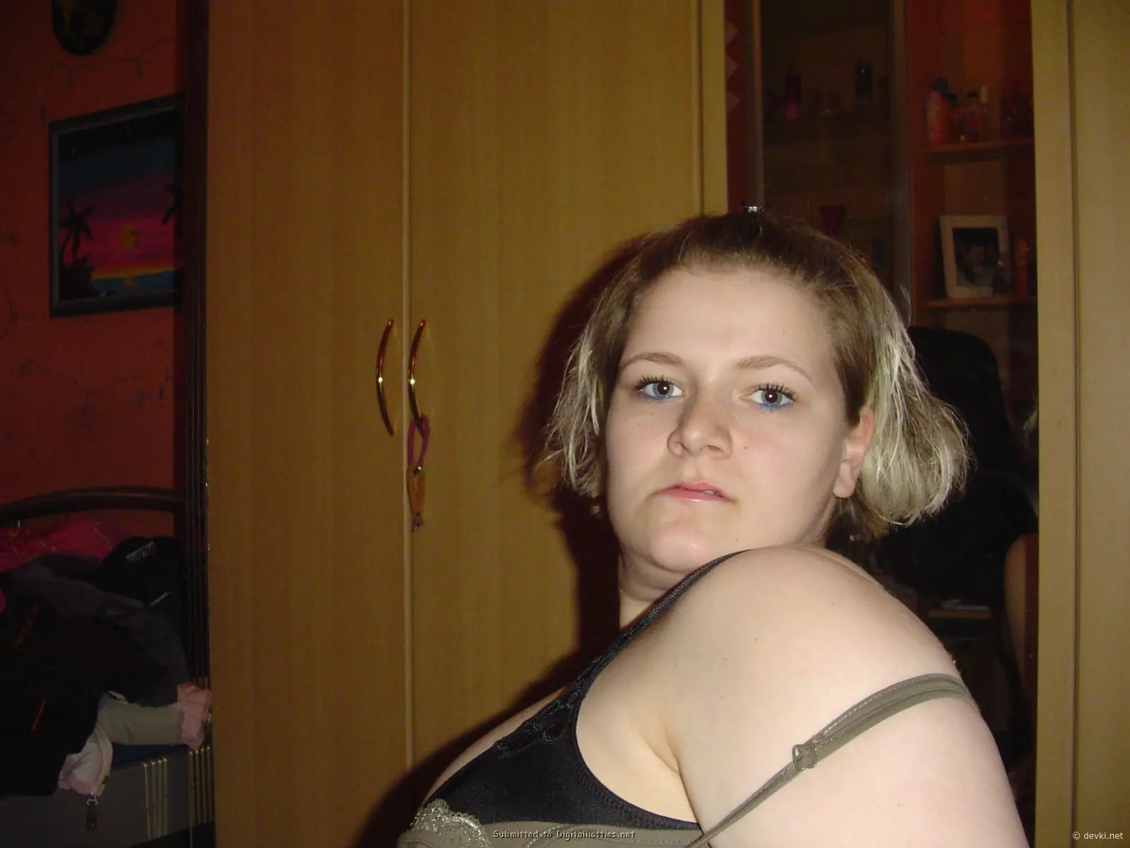 Thick Girl's Amateur Pussy Pic