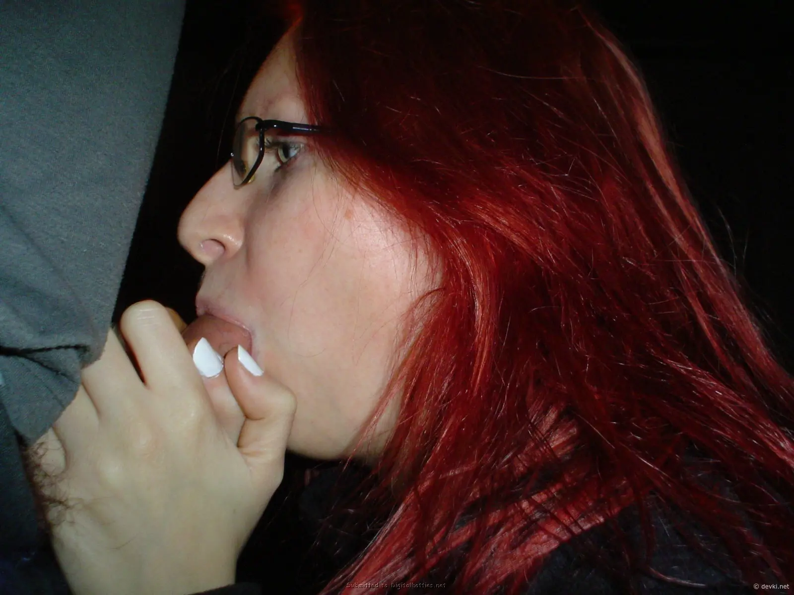 Hot Amateur Babe with Perky Tits Engages in Hardcore Sex