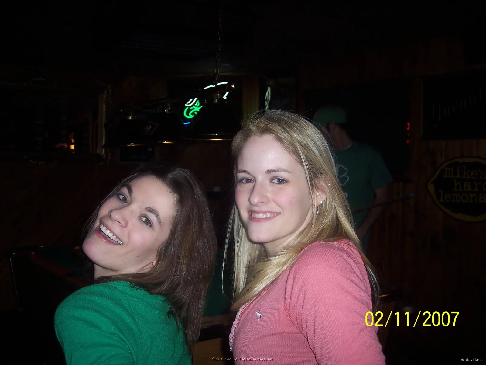 Fiery Redhead Sucks Big Cock: Amateur Porn Photo