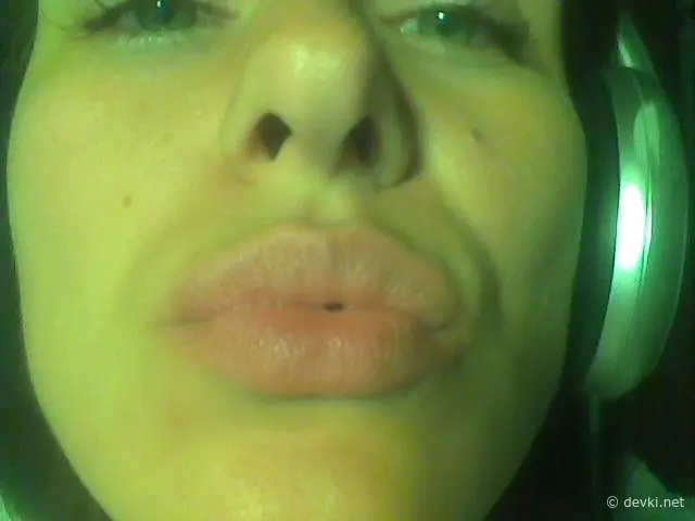 Harmony and Passion: The Art of Sexual Seduction in Amateur Porn Photos