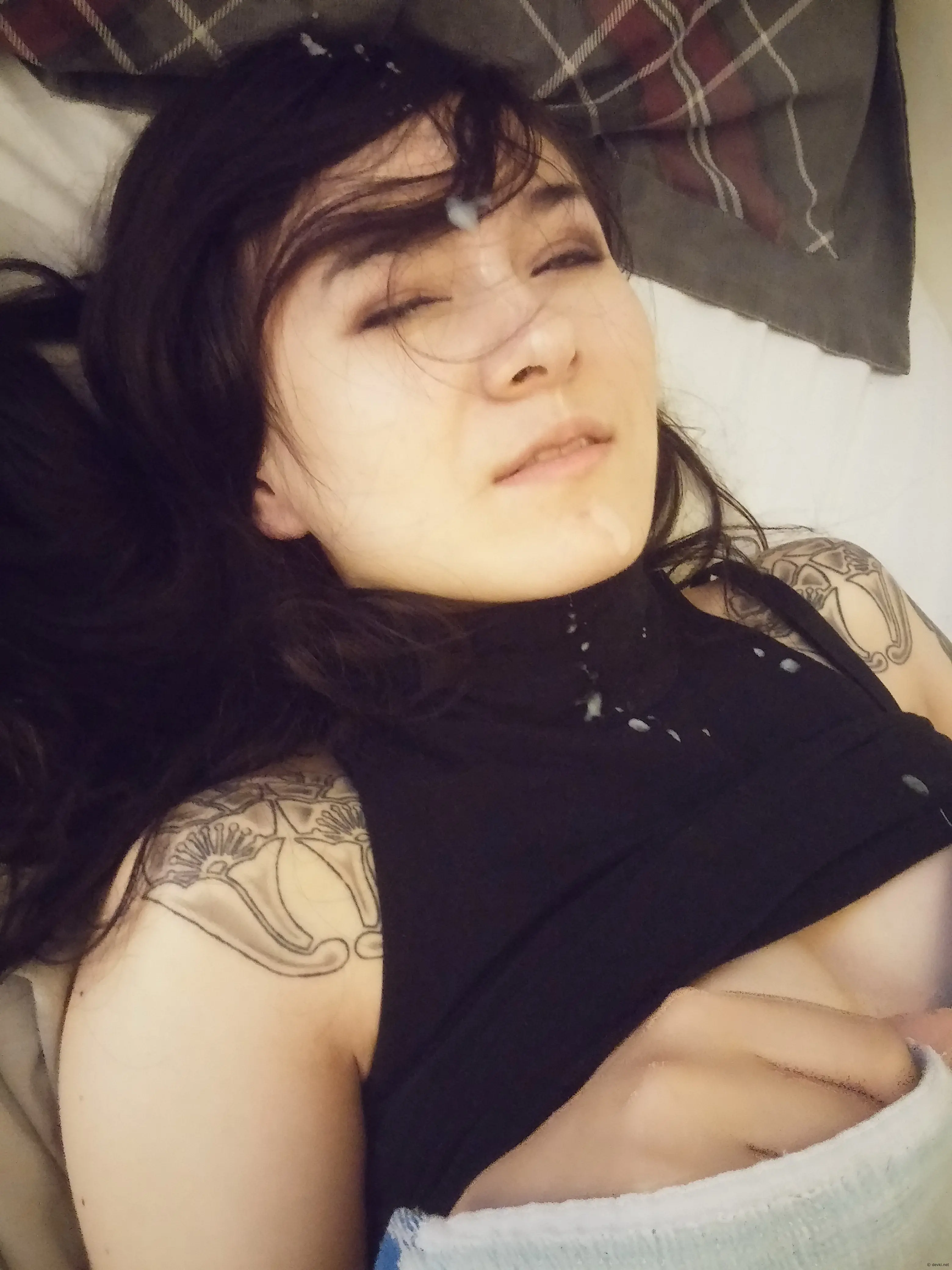 Sexy Babe Sucking Cock: Amateur Porn Photo Exhibition