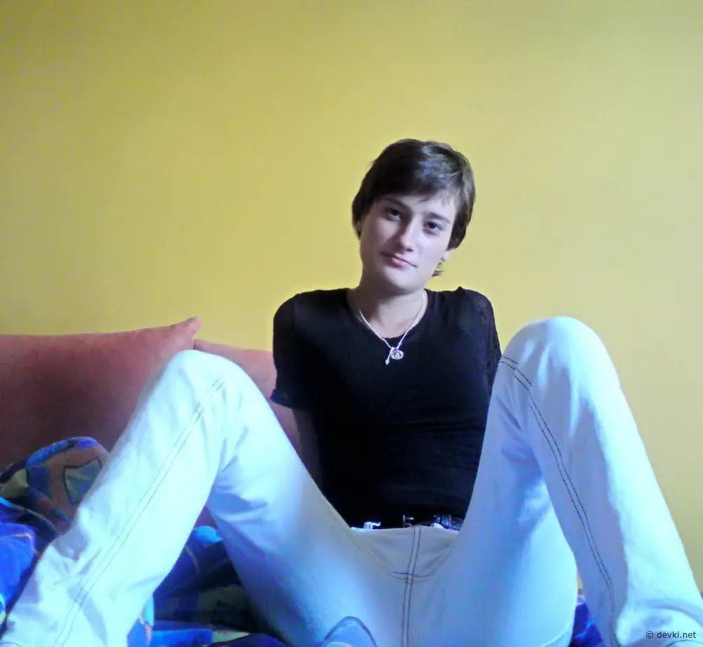 Seductive Mature Woman in Amateur Porn - Explicit MILF Content