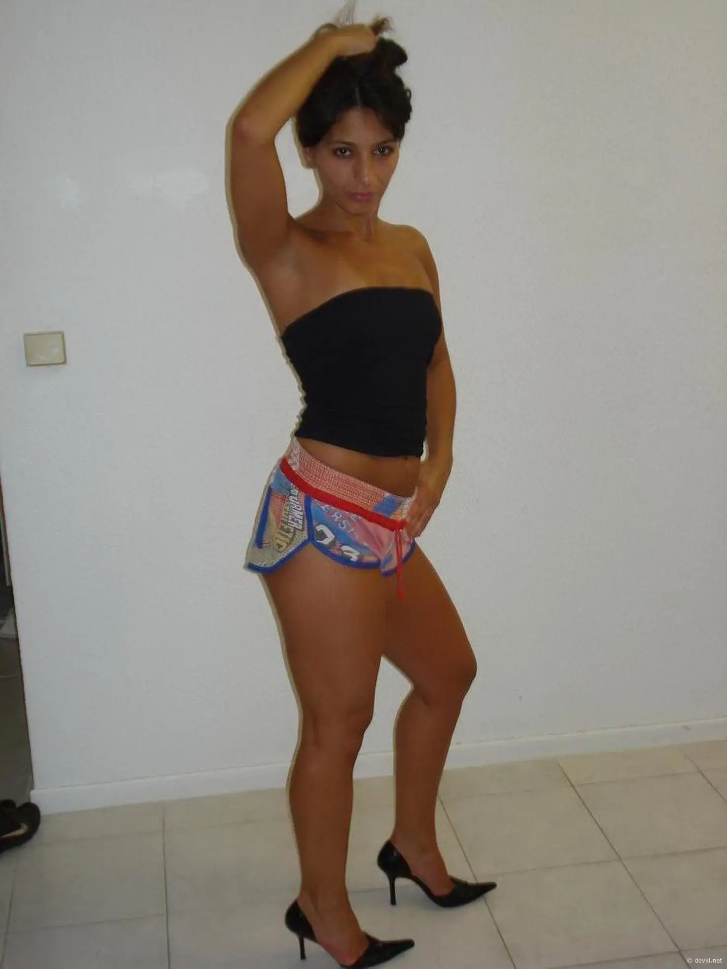 Hot Woman with Amazing Ass Enjoys Threesome Sex - Amateur Porn Photo