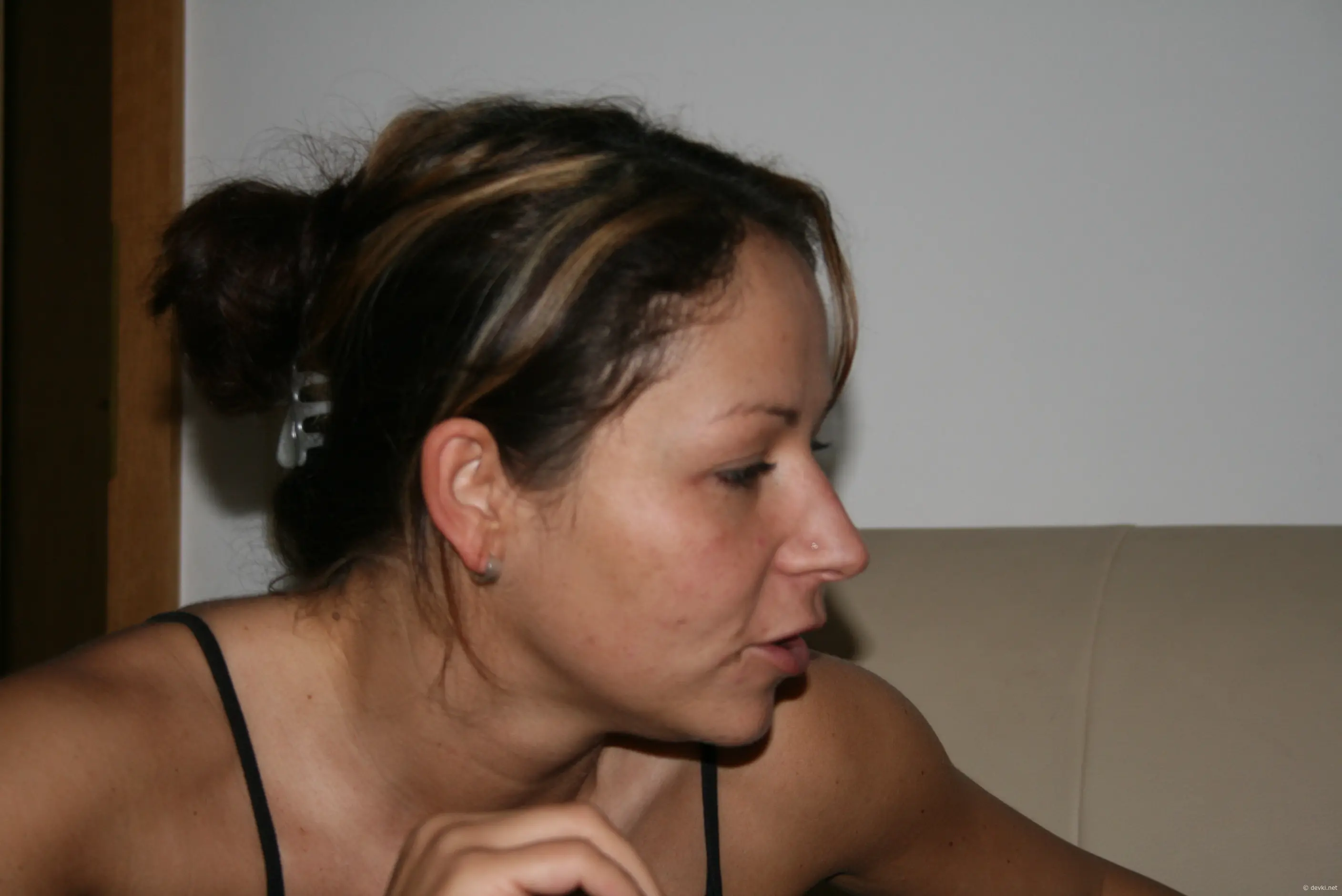 Two Women Sucking Cock: Explicit Amateur Porn Photo