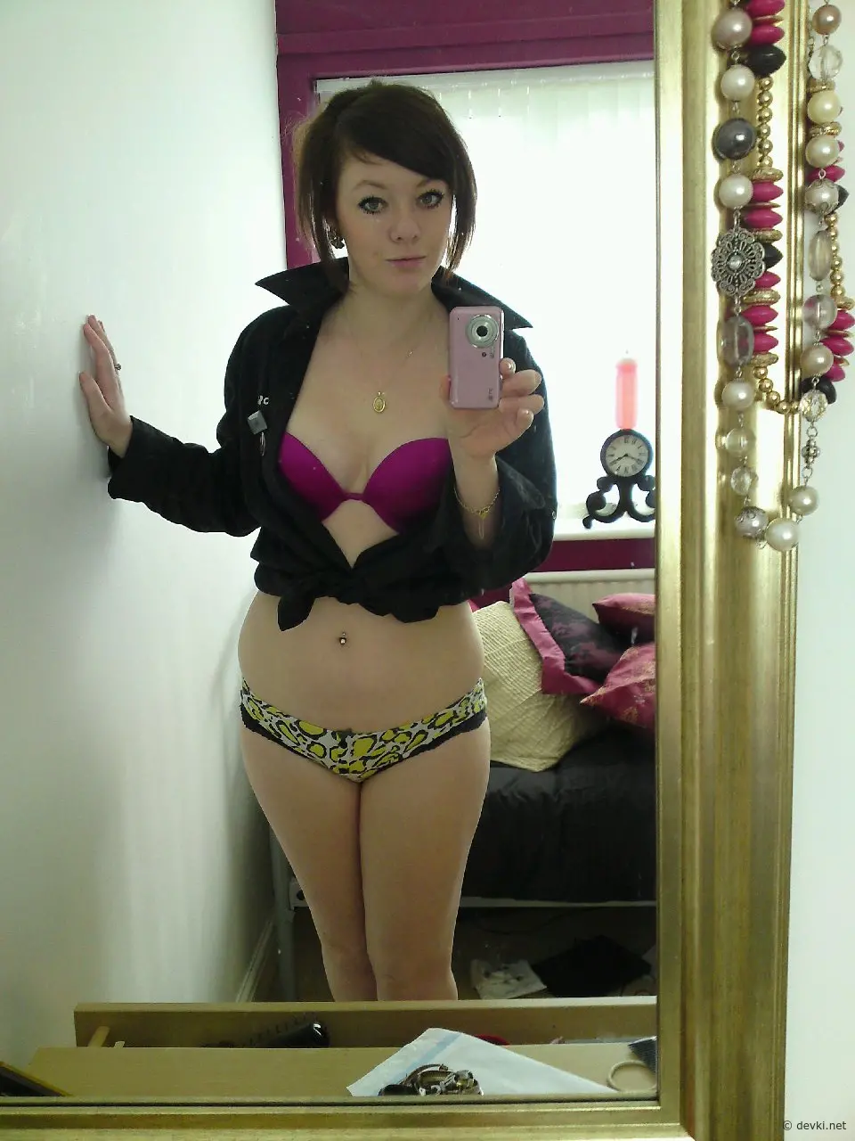 Curvy Amateur Babe's Explicit Homemade Porn