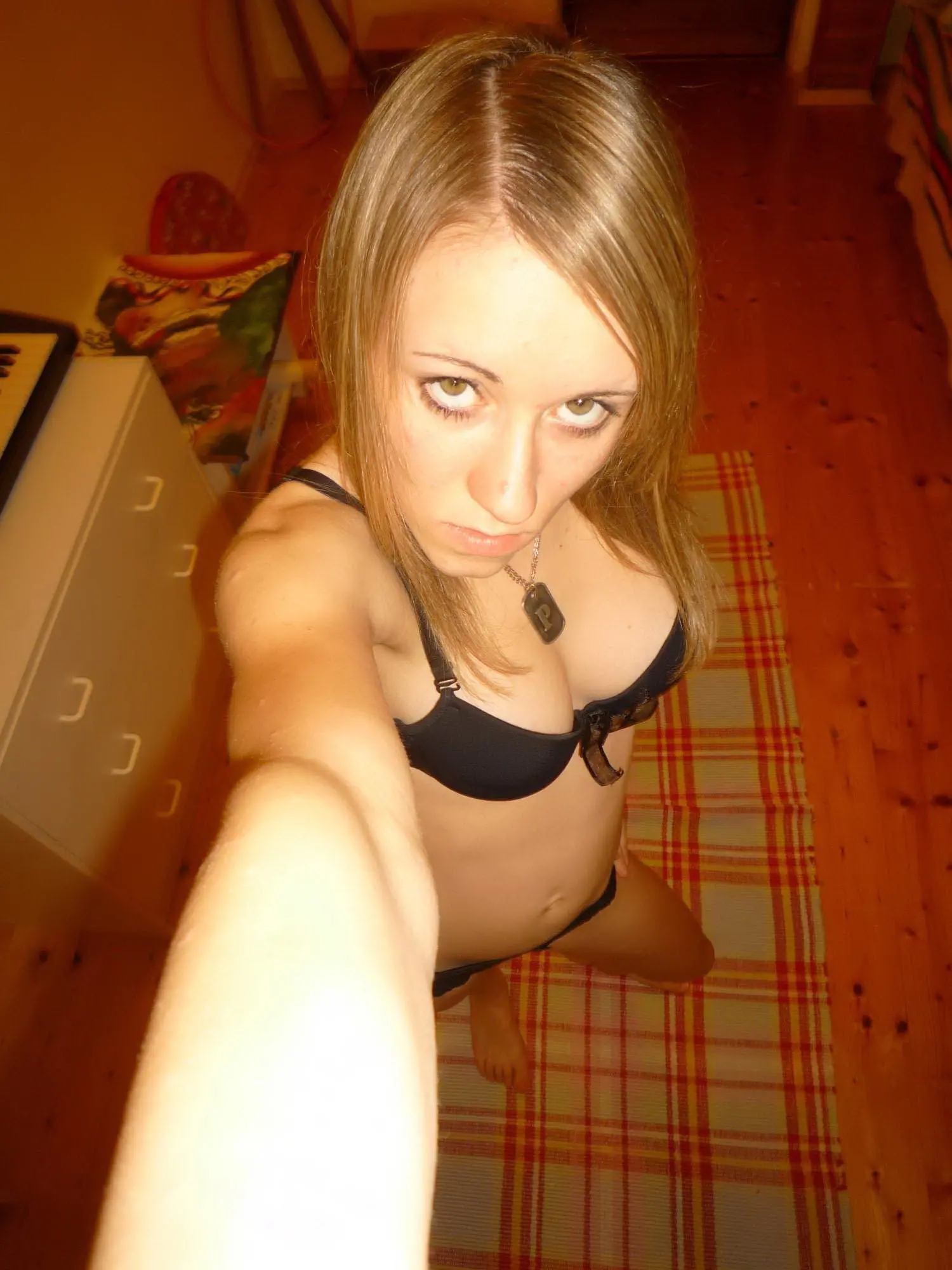 Hot College Student with Amazing Boobs Exposed in Amateur Photo