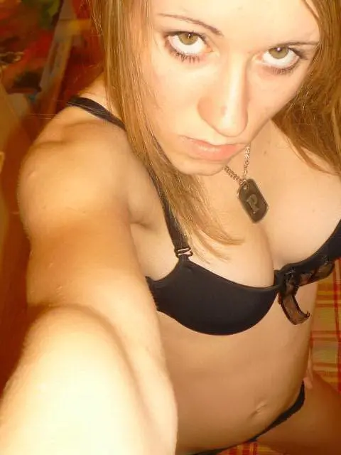 Hot College Student with Amazing Boobs Exposed in Amateur Photo