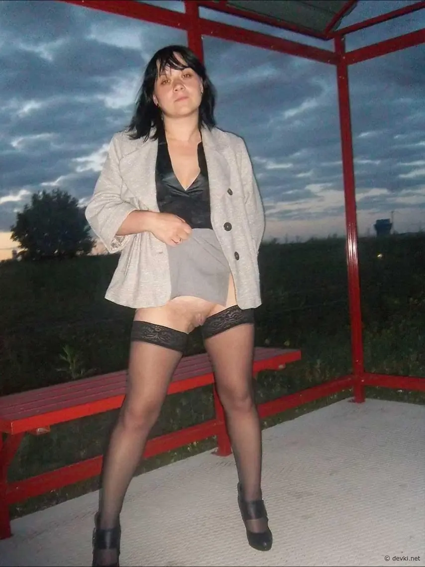 Natalya from Tallinn Gives Blowjob in Car - Explicit Amateur Porn Photo