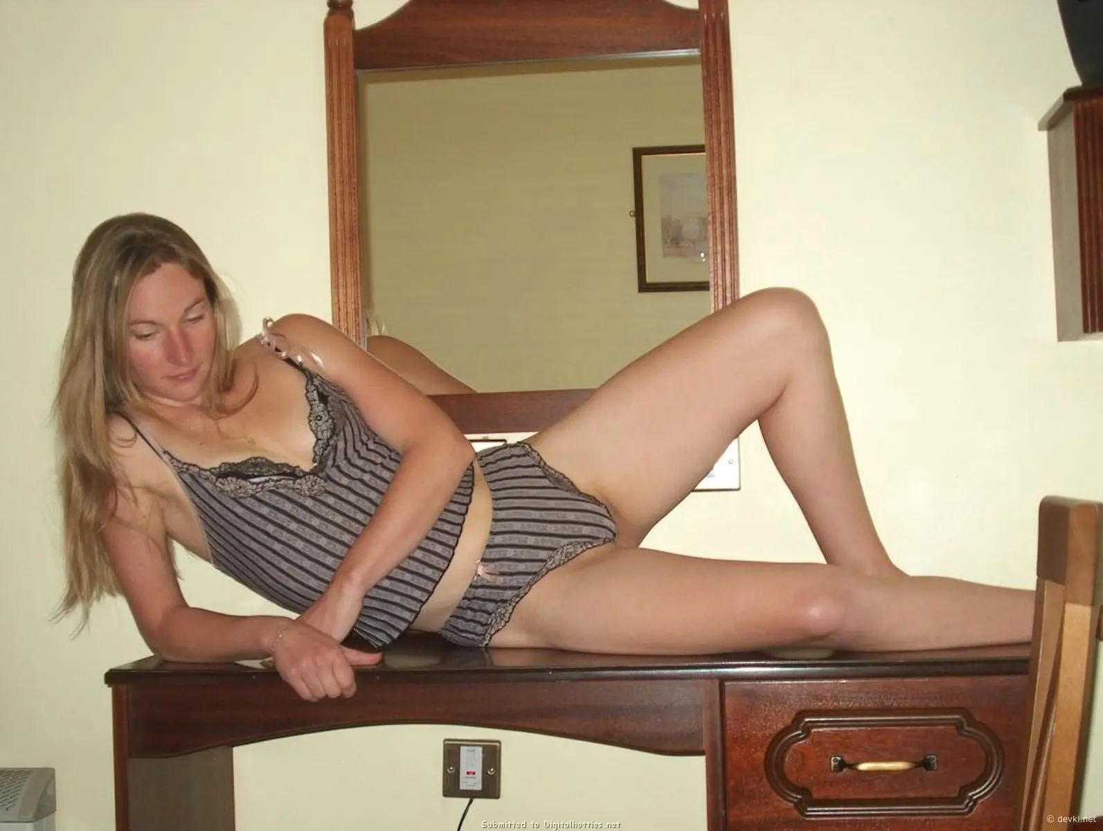 New Explicit Amateur Porn Photos: Fresh Pleasure Shots Await You