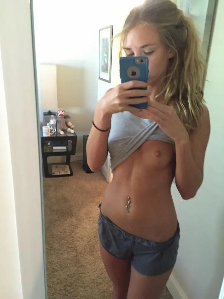 Blonde Bombshell's Super Hot Nude Pics: Amateur Pornography Exposed