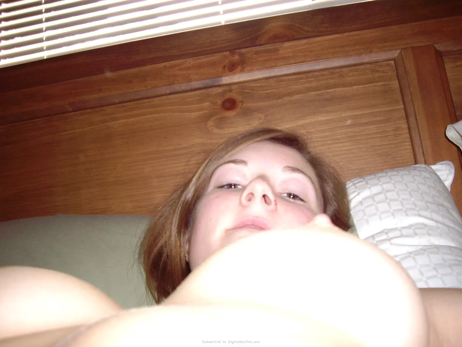 Hot Amateur Blowjob Queen Poses Nude - Explicit Amateur Porn Photos