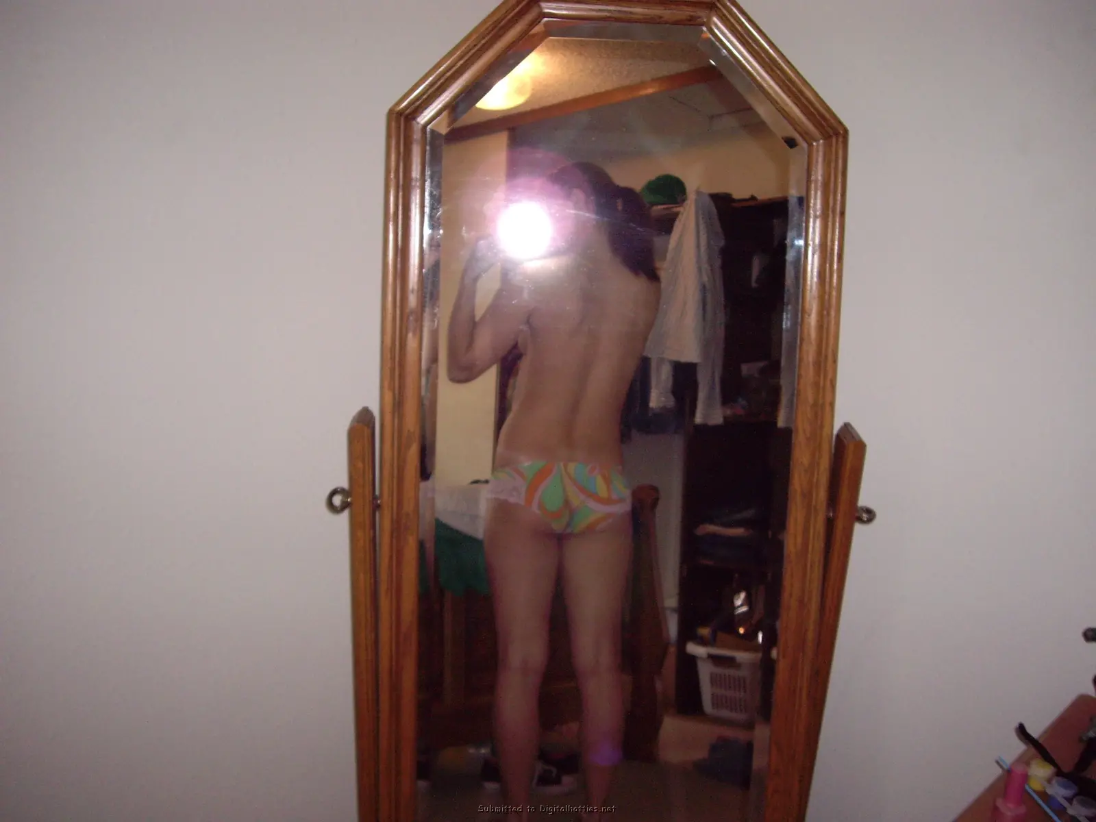 Hot Amateur Blowjob Queen Poses Nude - Explicit Amateur Porn Photos