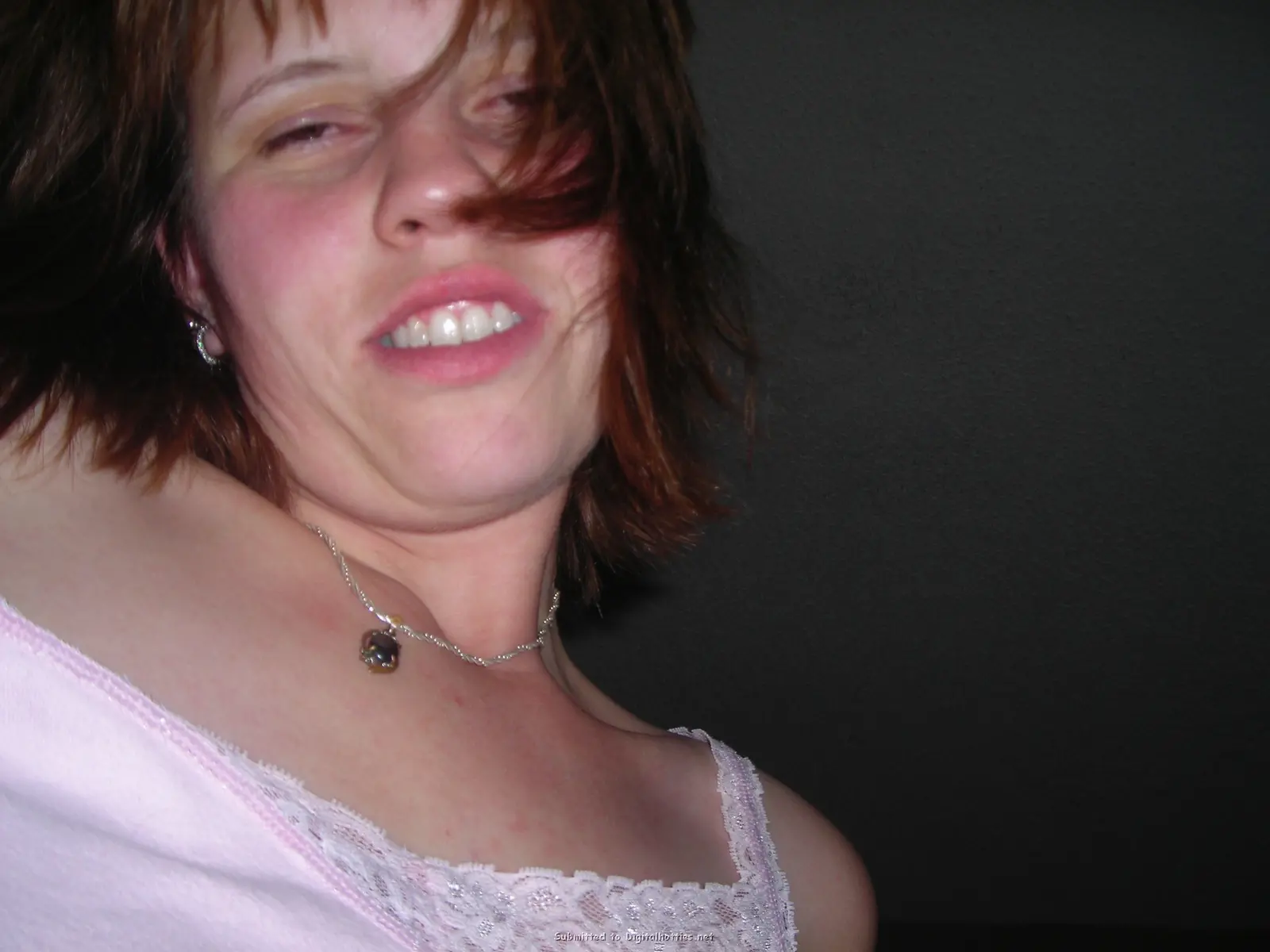 Amateur Babe Enthusiastically Gives Blowjob to Lucky Guy