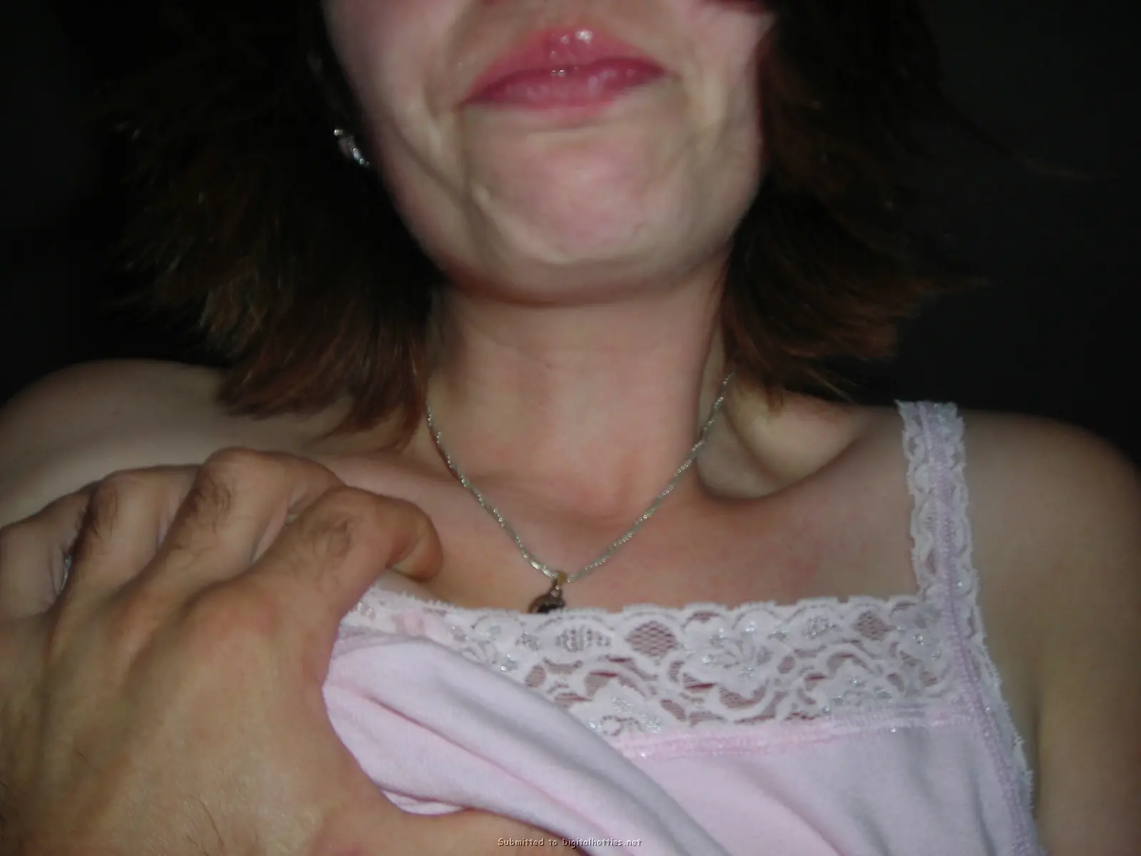 Amateur Babe Enthusiastically Gives Blowjob to Lucky Guy