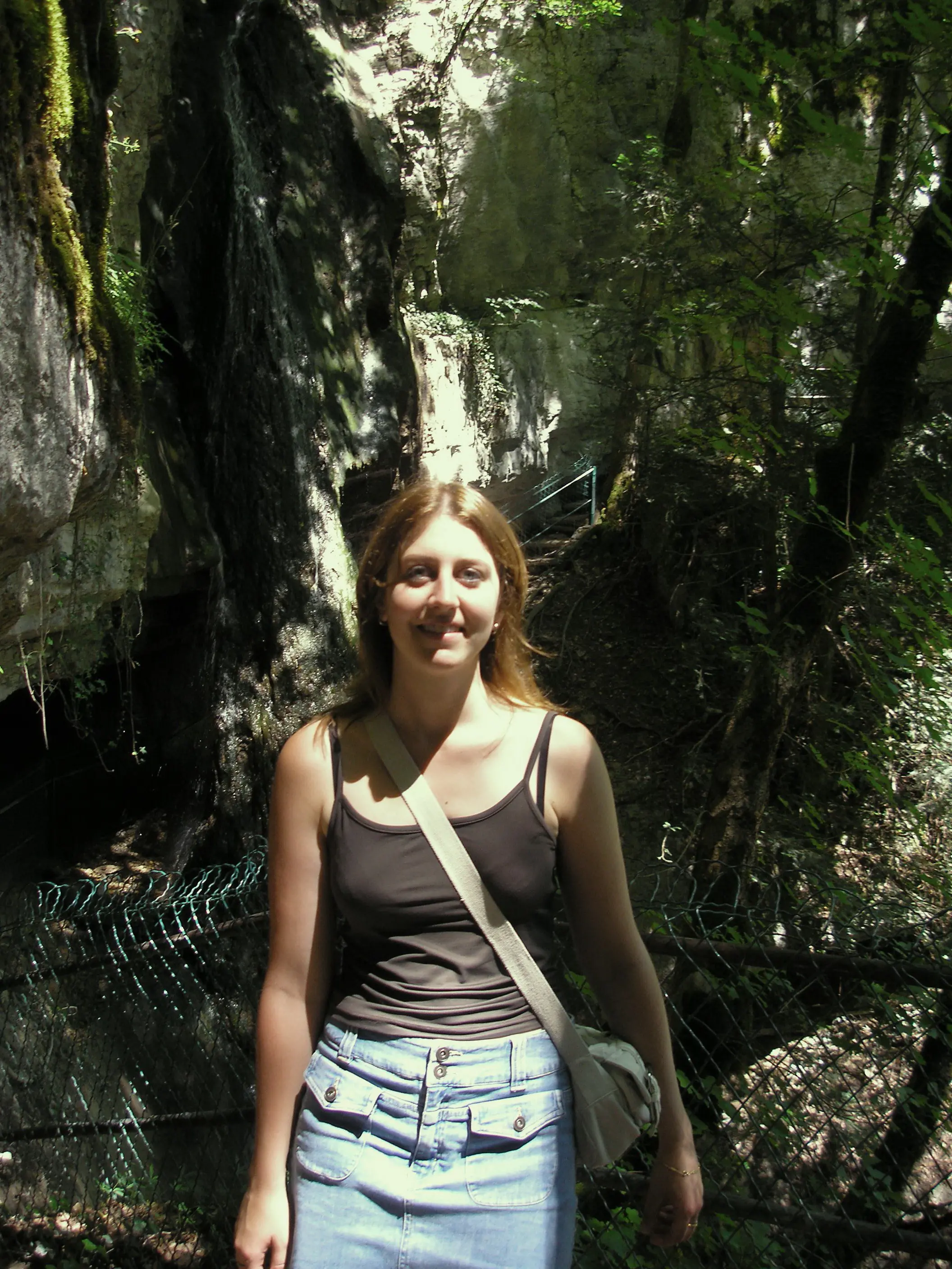 Hardcore amateur pounding of young slut in various positions