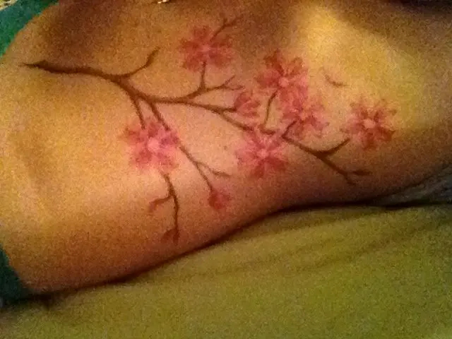 Blonde Gives Blowjob to Guy - Amateur Porn Photo